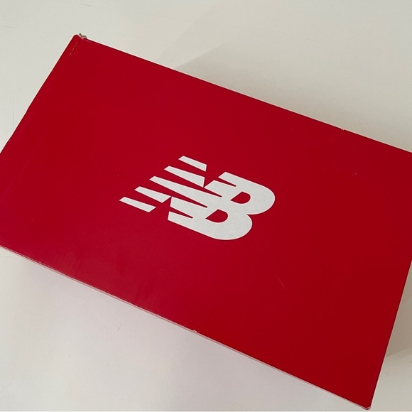 New Balance Women's Fresh Foam T510 V6 H2O Resist Trail Running Shoe, Size 6 - Picture 6 of 16